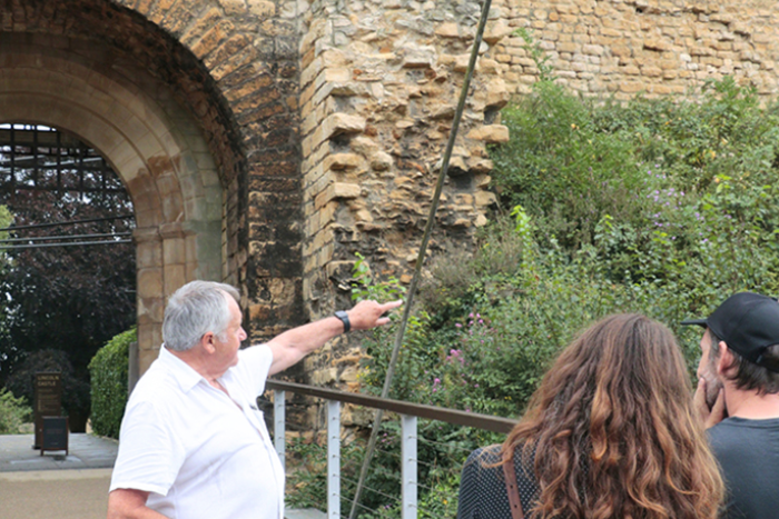 castle 10000 tour2