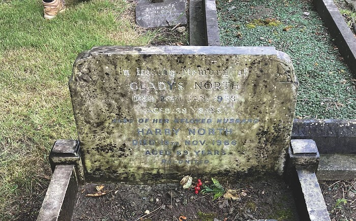 harrys letters headstone