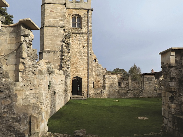 lincoln book 3 In the fourteenth century the Bishops Palace was grander than some royal residencesjpg
