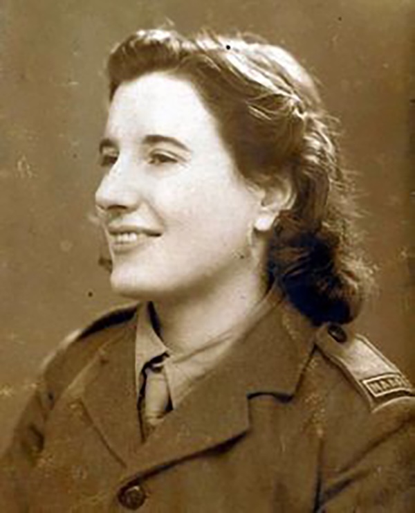 women at war 11 renee woods