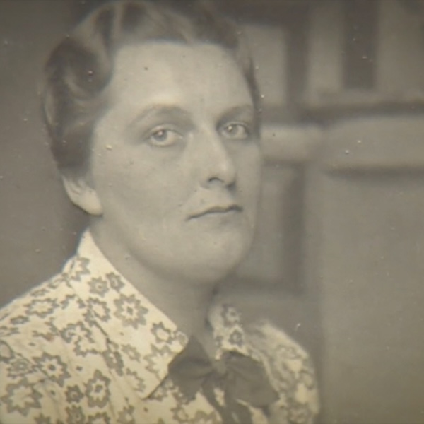 women at war 2 Dorothy Field