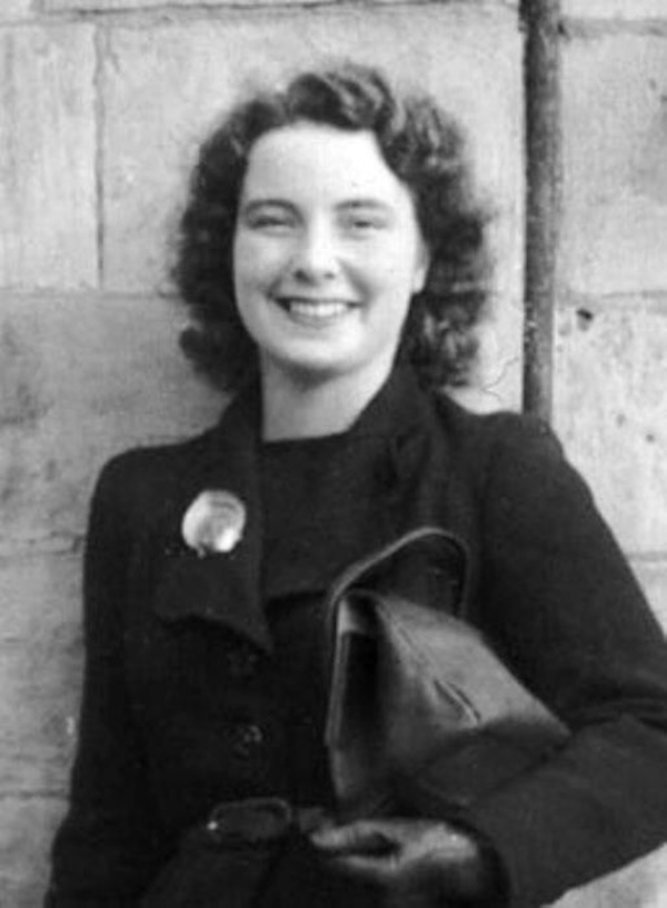 women at war 3 Dorothy Robson