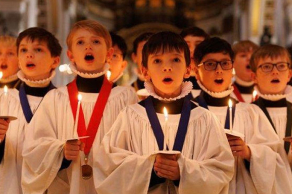 Free carol service at Lincoln Cathedral this Saturday