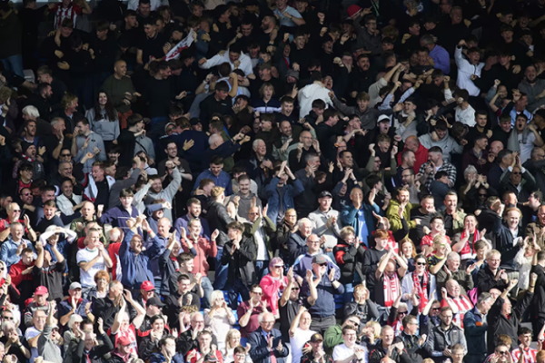 Imps’ fans help lift side away at Peterborough