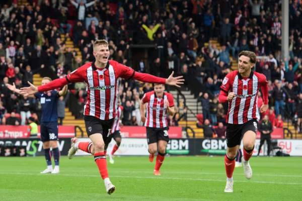 Lincoln City 1, Stevenage 0