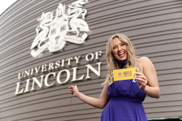 Students’ chance to win VIP Freshers Year