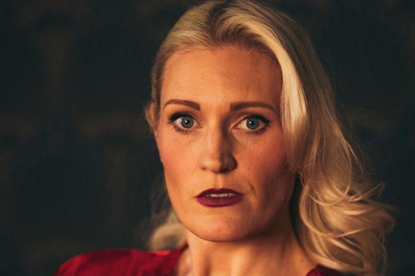 Take a streetcar to the Blue Room