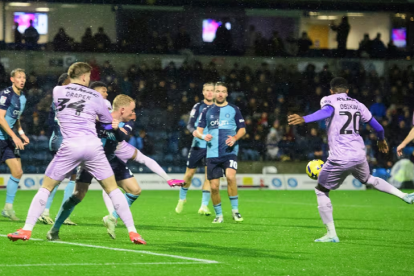 Wycombe Wanderers 3, Lincoln City 2